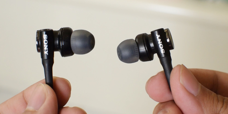 Review of Sony MDRXB50AP Extra Bass Earbud Headset