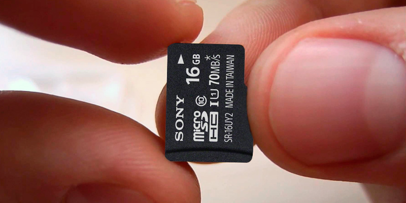 Sony 16GB MicroSDHC in the use