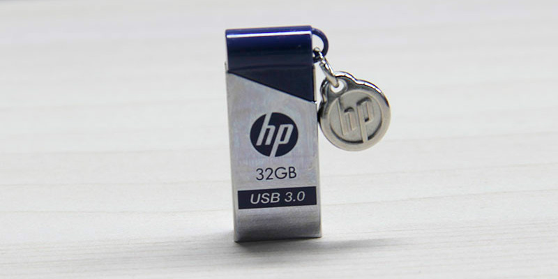 HP X715W USB Pen Drive in the use
