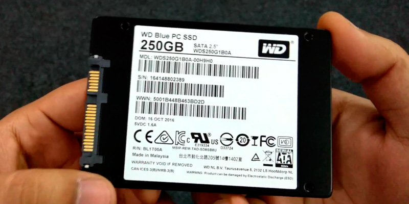 WD WDS250G1B0A SSD Накопитель in the use