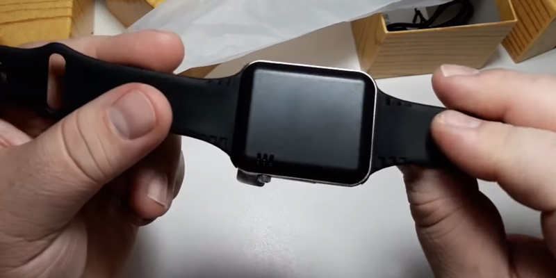 ZELP A1 Bluetooth Smart Watch in the use